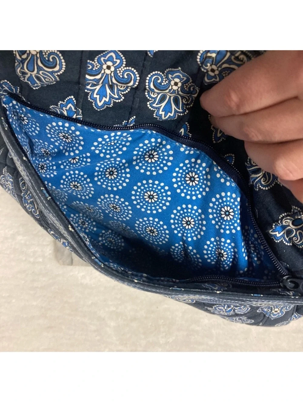 Vera Bradley Calypso Blue Paisley Purse Bag Multiple Compartments Zipper - Picture 4 of 13